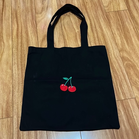 Embroidered cherry canvas tote bag - Picture 1 of 5
